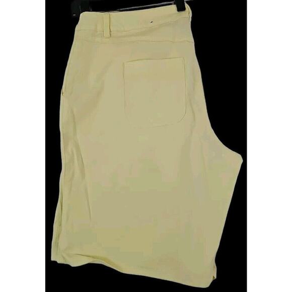 Lane Bryant ~Woman Size 16~ Yellow Cotton Blend Shorts Stretch. - Picture 3 of 9